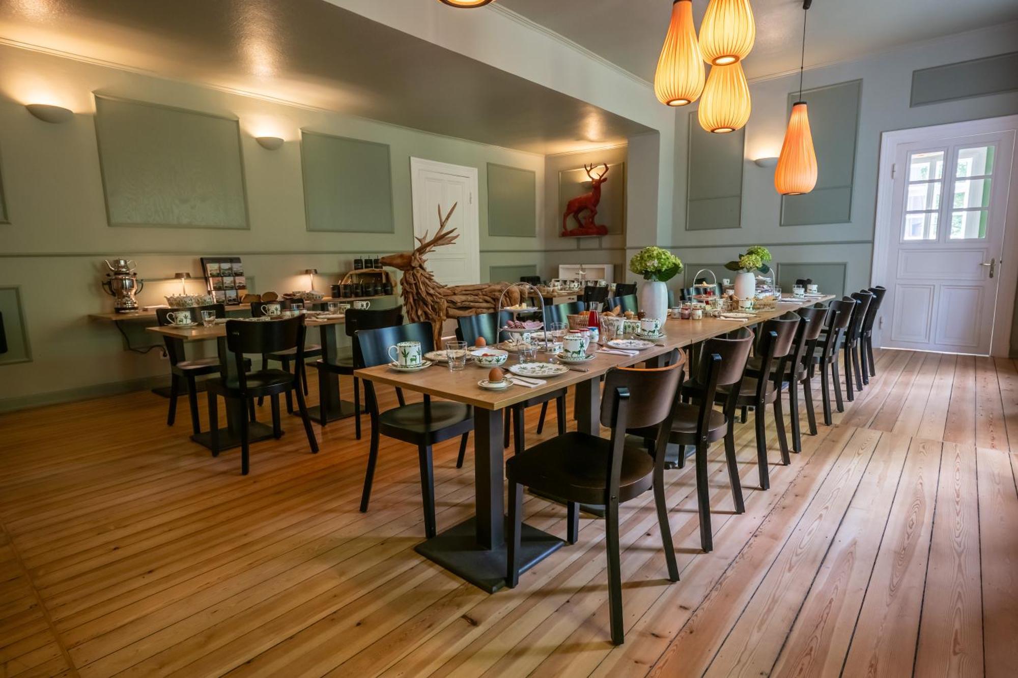 Forsthaus Friedrichsruh Garni Aparthotel Aumühle